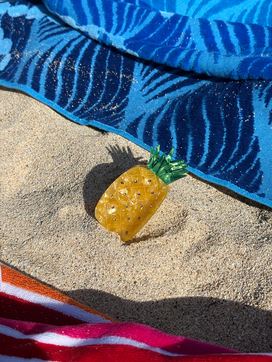 Pineapple Clip