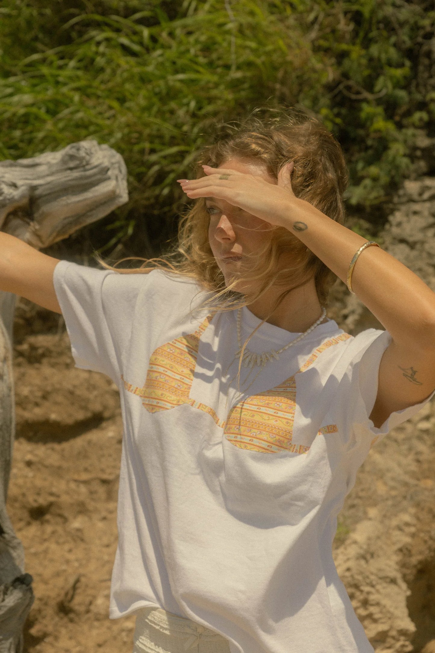 Sun-Kissed Santorini Kini Tee