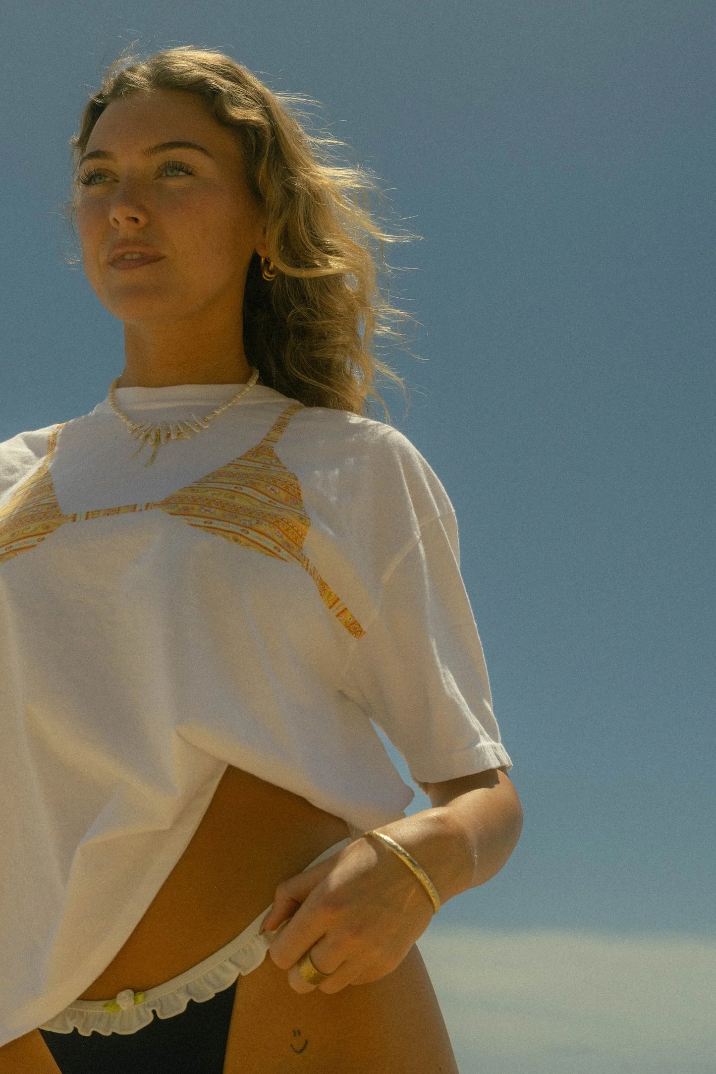 Sun-Kissed Santorini Kini Tee